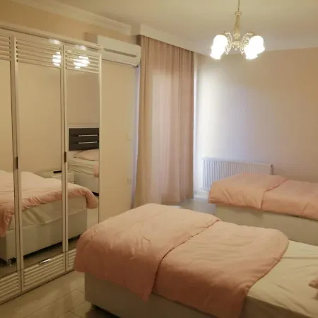 Alkamar Alturkey Homestay *